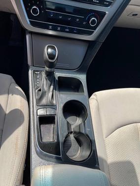 Quartz White Pearl 2016 Hyundai SONATA ECO