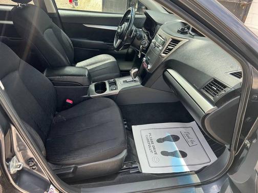 Azurite Blue Pearl 2011 Subaru Outback 2.5 i Premium