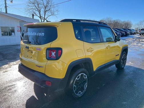 2017 Jeep Renegade Trailhawk