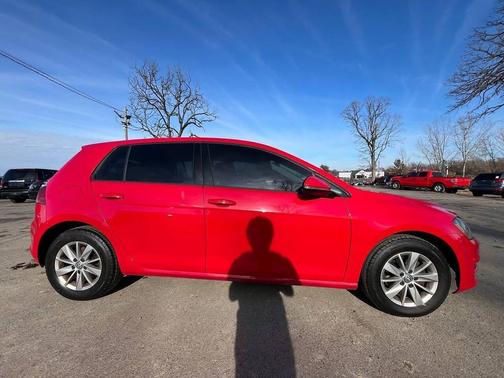 2015 Volkswagen Golf TSI S 4-Door