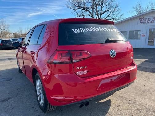 2015 Volkswagen Golf TSI S 4-Door