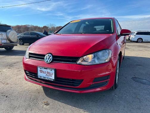 2015 Volkswagen Golf TSI S 4-Door
