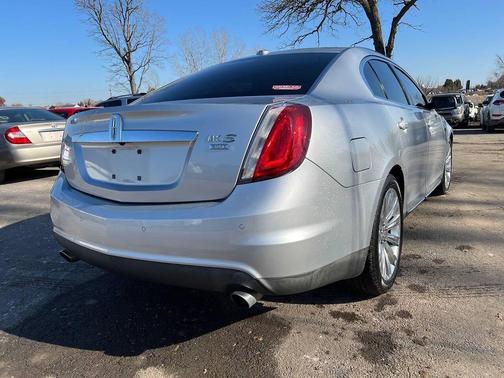 2011 Lincoln MKS Base