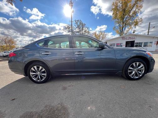 2012 INFINITI M37x Base