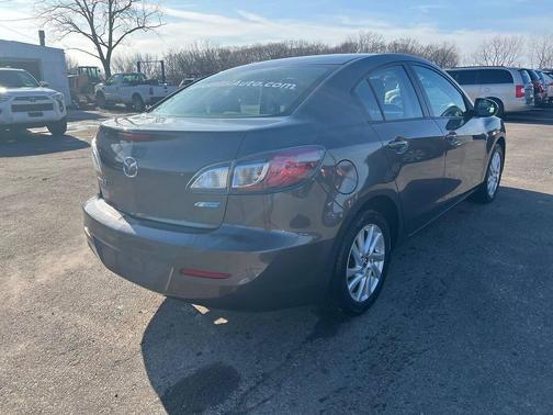2013 Mazda Mazda3 s Grand Touring