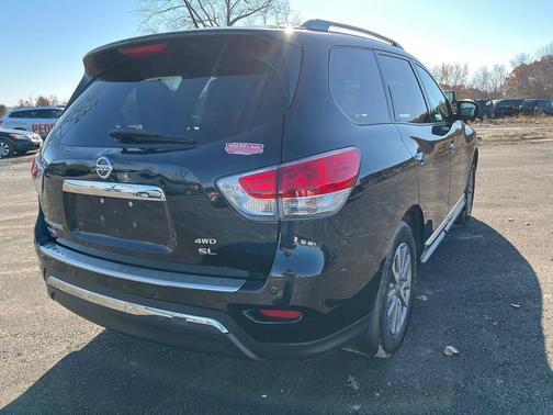 2015 Nissan Pathfinder SL