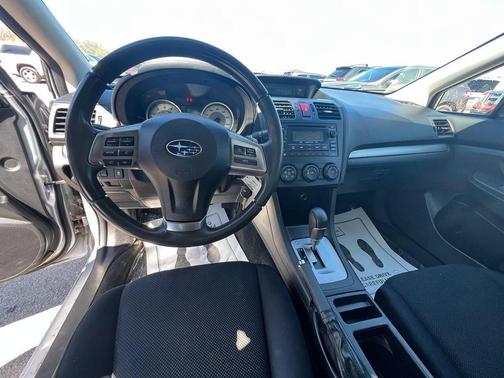 Ice Silver Metallic 2014 Subaru Impreza 2.0i Premium