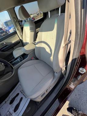 Burgundy 2015 Kia Sedona LX