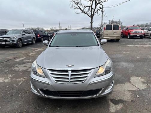 Platinum Metallic 2013 Hyundai Genesis 5.0 R-Spec