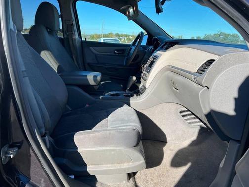 Pewter 2017 Chevrolet Traverse LS