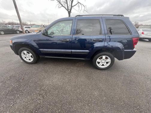 2005 Jeep Grand Cherokee Laredo