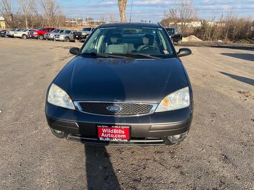 Charcoal 2005 Ford Focus ZX4 S