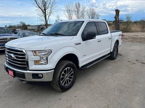White Platinum Metallic Tri-Coat 2016 Ford F-150 Platinum