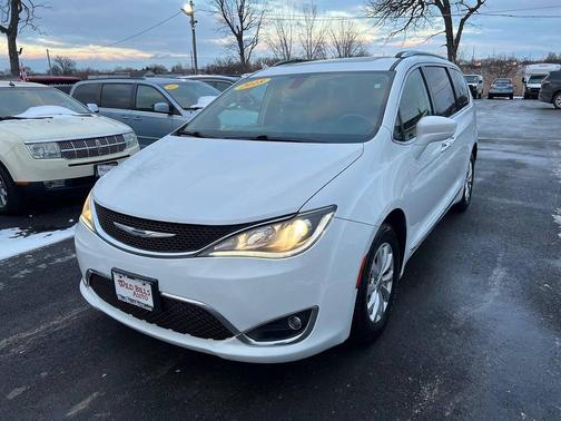 2018 Chrysler Pacifica Touring-L Plus