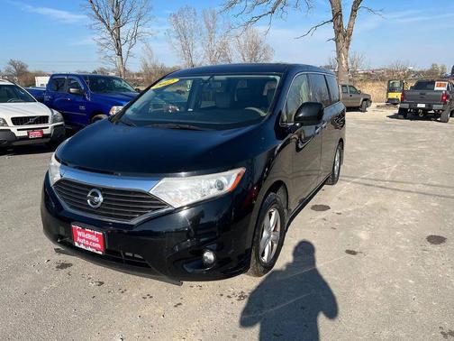 Super Black 2013 Nissan Quest SV