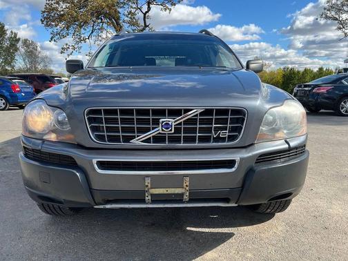 2005 Volvo XC90 V8