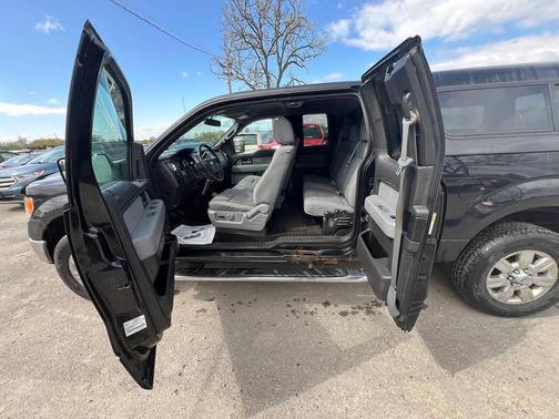 Tuxedo Black Metallic 2012 Ford F-150 XLT