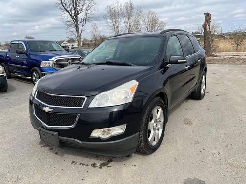 Black Granite Metallic 2012 Chevrolet Traverse LT