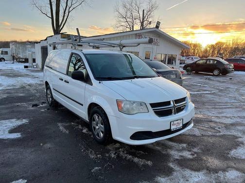 2013 RAM Cargo Tradesman