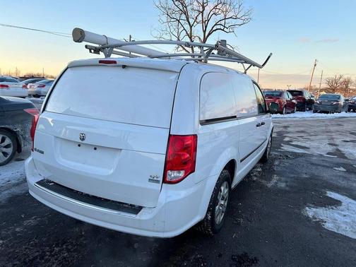 2013 RAM Cargo Tradesman