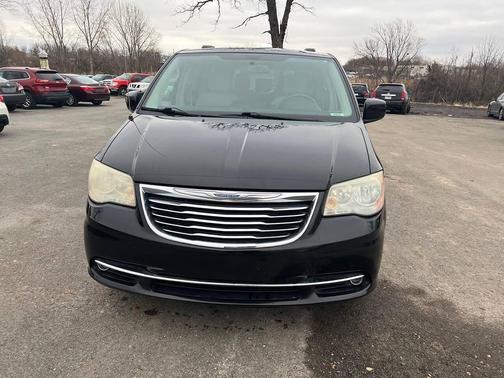 2011 Chrysler Town & Country Touring