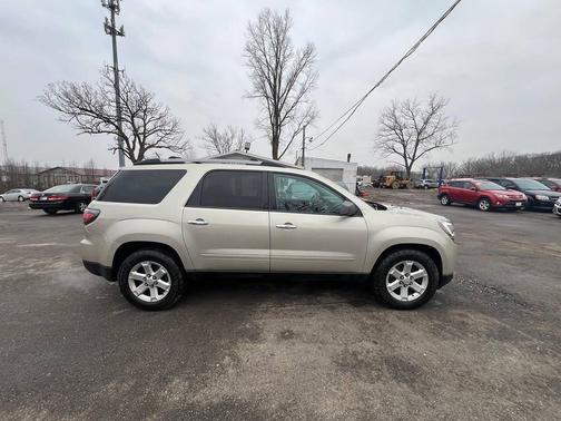 2015 GMC Acadia SLE-2