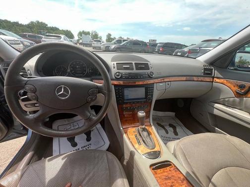 Blue 2007 Mercedes-Benz E-Class 4MATIC