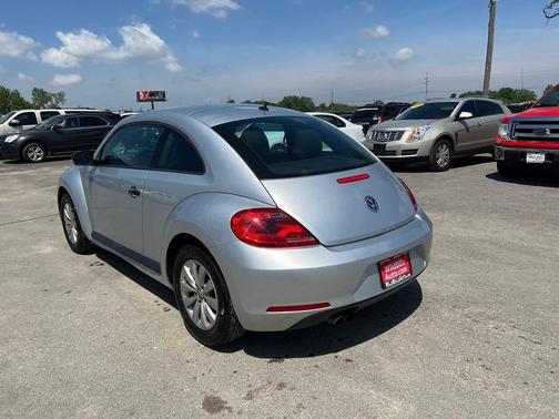 Reflex Silver Metallic 2014 Volkswagen Beetle Auto 1.8T Entry