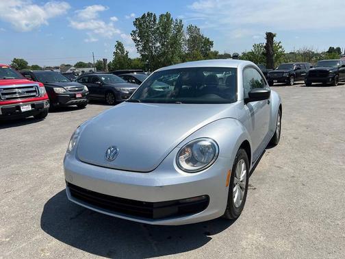Reflex Silver Metallic 2014 Volkswagen Beetle Auto 1.8T Entry