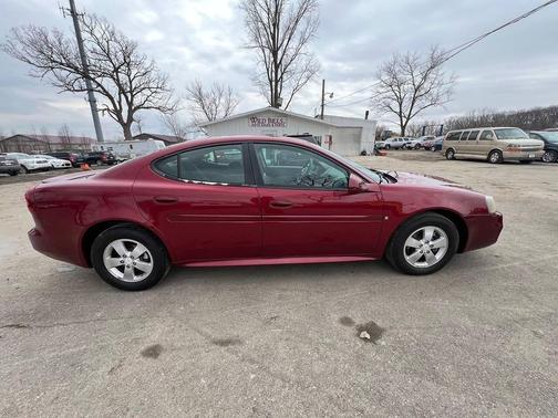 2008 Pontiac Grand Prix Base