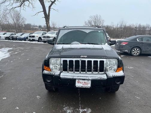 2007 Jeep Commander Sport