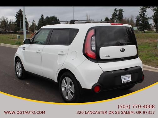 Clear White 2016 Kia Soul Base