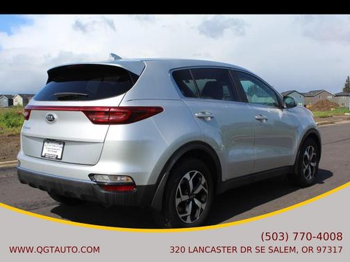 Sparkling Silver 2022 Kia Sportage LX