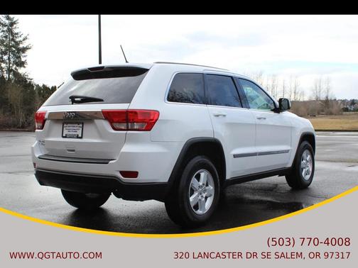 Bright White Clearcoat 2013 Jeep Grand Cherokee Laredo