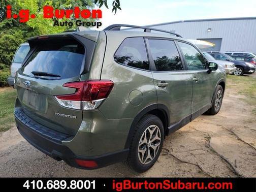 Jasper Green Metallic 2021 Subaru Forester Premium