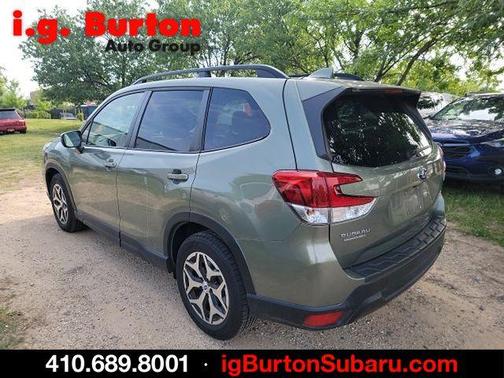 Jasper Green Metallic 2021 Subaru Forester Premium