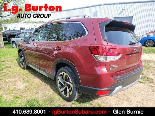 Crimson Red Pearl 2023 Subaru Forester Touring