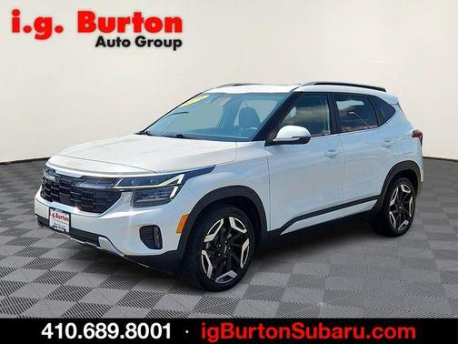 Snow White Pearl 2024 Kia Seltos SX