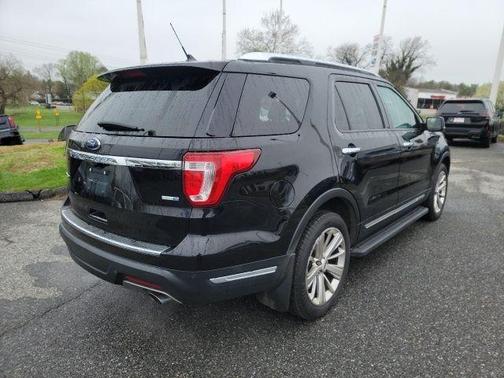 Black 2019 Ford Explorer Limited