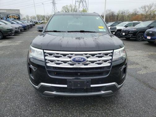Black 2019 Ford Explorer Limited