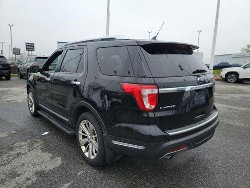 Black 2019 Ford Explorer Limited
