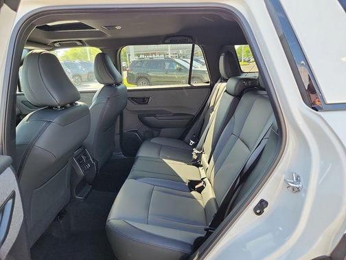 White Pearl 2026 Subaru Outback Premium