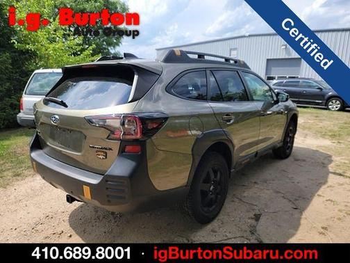 Autumn Green Metallic 2023 Subaru Outback Wilderness