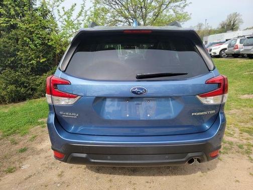 Horizon Blue Pearl 2021 Subaru Forester Limited