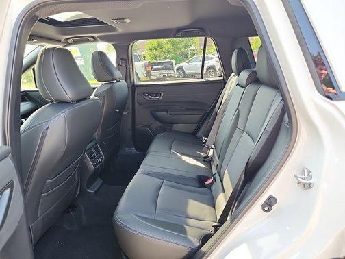 White Pearl 2026 Subaru Outback Touring