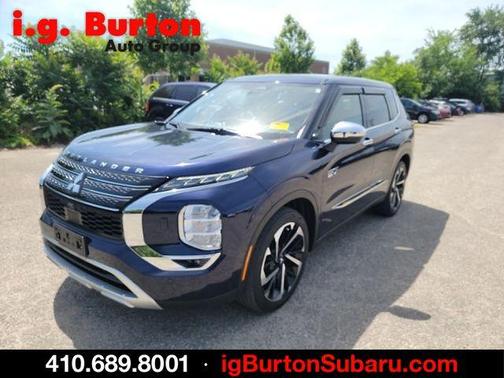 Blue 2023 Mitsubishi Outlander PHEV SE