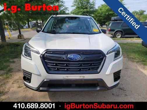 Crystal White Pearl 2023 Subaru Forester