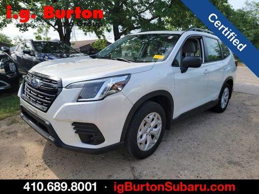 Crystal White Pearl 2023 Subaru Forester