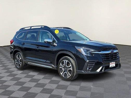 Crystal Black Silica 2023 Subaru Ascent Limited 8-Passenger