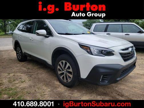 Crystal White Pearl 2022 Subaru Outback Premium